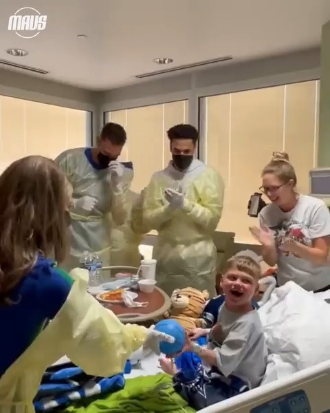 A shot we’ll remember forever. Dwight, Josh and Kemba stopped by hospital rooms at Children's Health and brought the biggest smiles to the patients’ faces. #MFFL | #ThisIsWhyWePlay