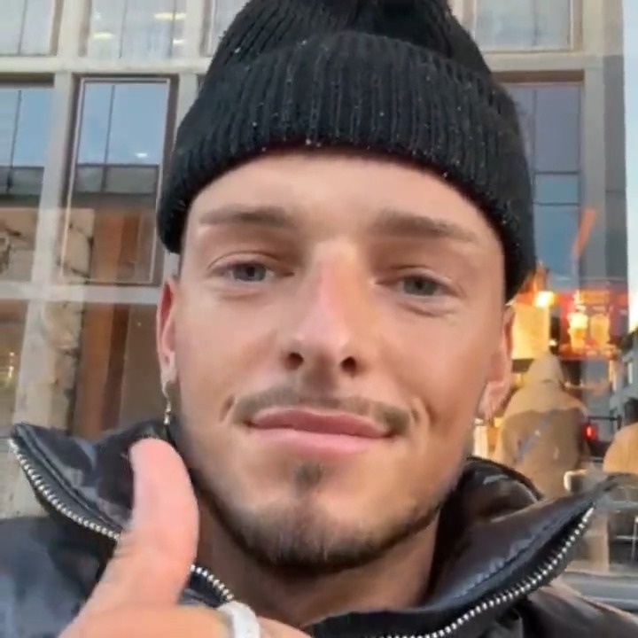 Ben White’s message to Arsenal fans ⚪️🔴📱 #AFC Arsenal 📱⤵️