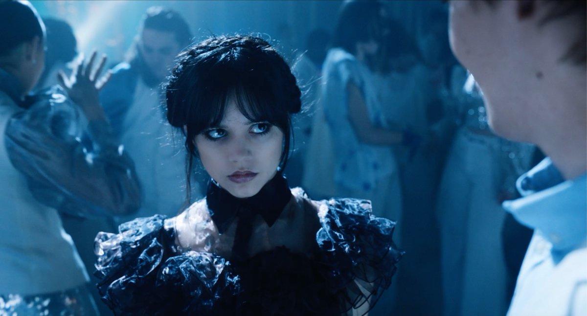 obsessed with this scene. 🖤 #wednesday