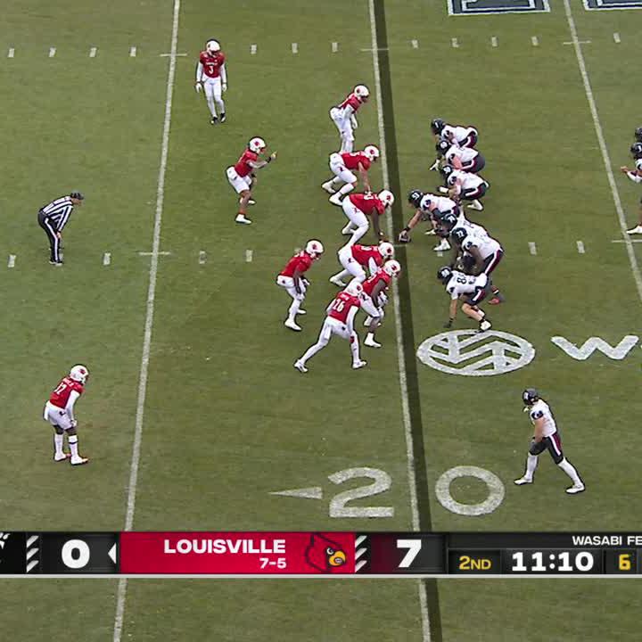 Evan Prater was NOT going down without a TD 😤 Cincinnati Football