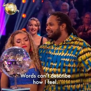 "This is the best thing that's ever happened to me." All those weeks of hard work have paid off. What an incredible journey it's been for Hamza and Jowita! #Strictly Hamza Yassin