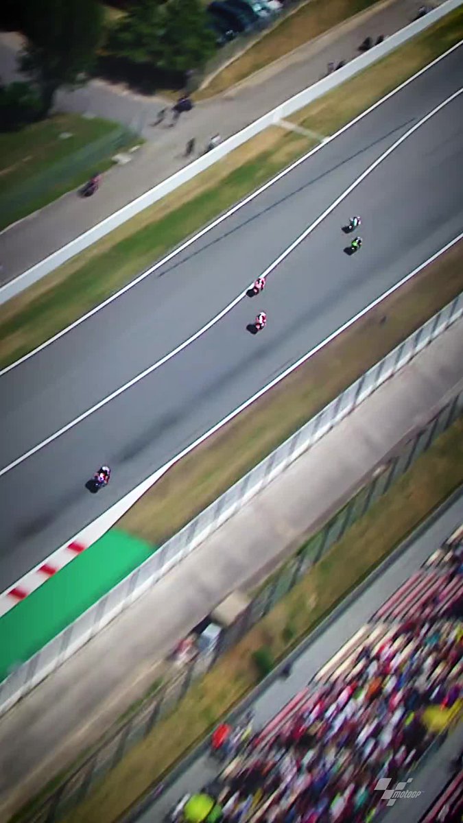 A stunning battle between two #Moto2 World Championship hopefuls ⚔️ Enjoy this gem from Ai Ogura and Celestino Vietti at the #CatalanGP 🏍️💨 #MotoGP | #SeasonRecap