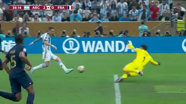🇦🇷 2-0 🇫🇷 Di Maria finishes off a counter-attack and Argentina already look to have one hand on the trophy 📺 Watch live on RTÉ2 and RTÉ Player 📱 Live updates: #FIFAWorldCup #ARGFRA