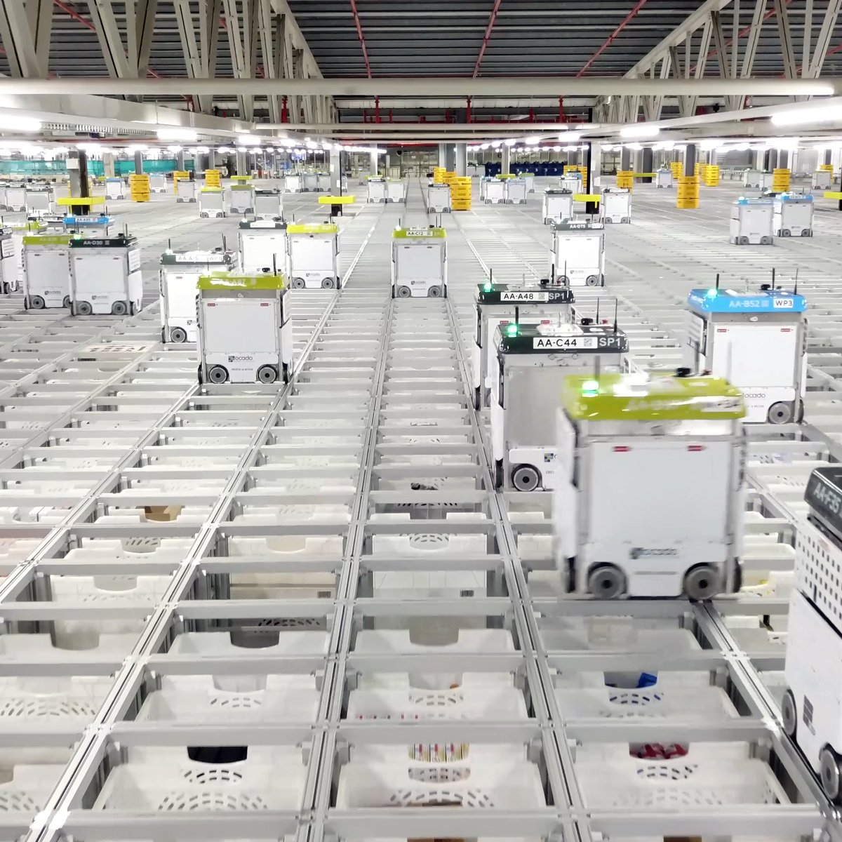 How this online supermarket is pioneering the use of robots in retail