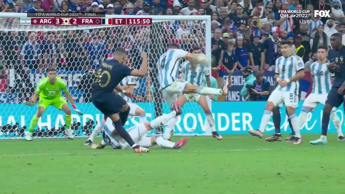 PENALTY FOR FRANCE 😱 THIS GAME IS MADNESS