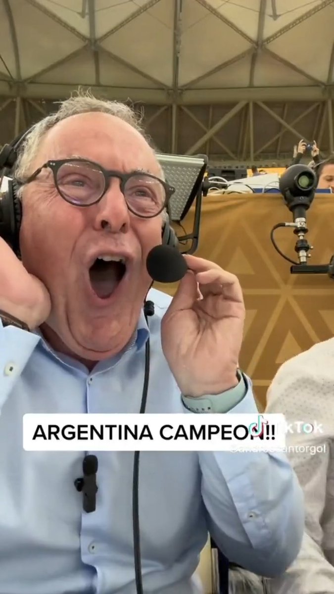 Andrés Cantor was born in Buenos Aires, Argentina 🇦🇷 His POV of calling Argentina's World Cup victory is incredible 👏 🎥: andrescantorgol / TikTok