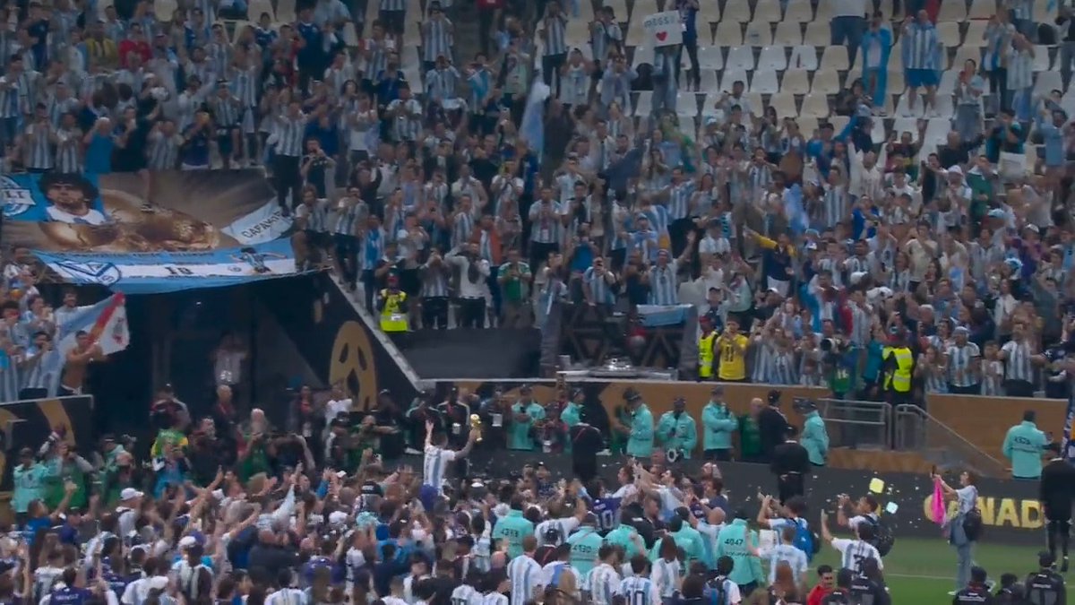 This view of Messi getting carried around the stadium 😍🔥