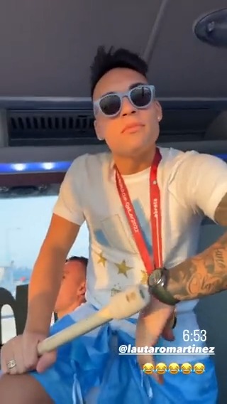"¡BUEEEEEEN DÍA! HERMOSA MAÑANA, ¿VERDAD?": Lautaro Martínez es todos y cada uno de nosotros hoy.