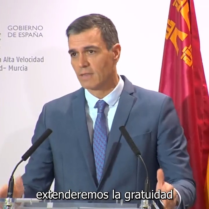 España avanza con una movilidad sostenible e inteligente. En plena emergencia climática apostamos por el tren con el abono gratuito para usuarios de cercanías y media distancia. Vamos a extender su vigencia durante todo 2023. Política útil para proteger a la mayoría social.