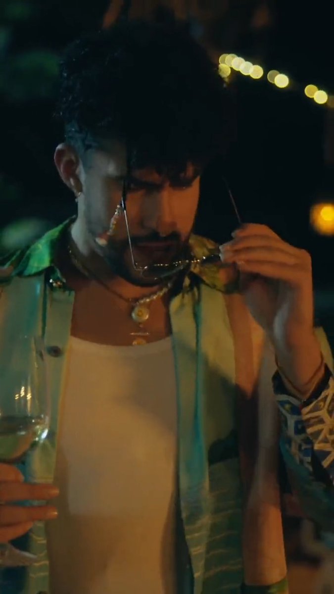 2022 = the year of Benito Antonio ❤️🔥 “Life goes by too fast — enjoy each moment. Just like this year, I’ll have it in my heart por siempre.” See Bad Bunny’s 2022 recap reel and create your own using his template ✨