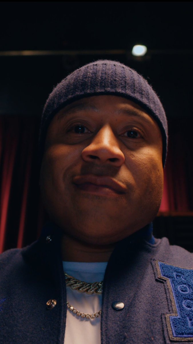 now u know whats in @padmalakshmi LLCOOLJ + Tony Hawk’s search 🤣 whats in yours?