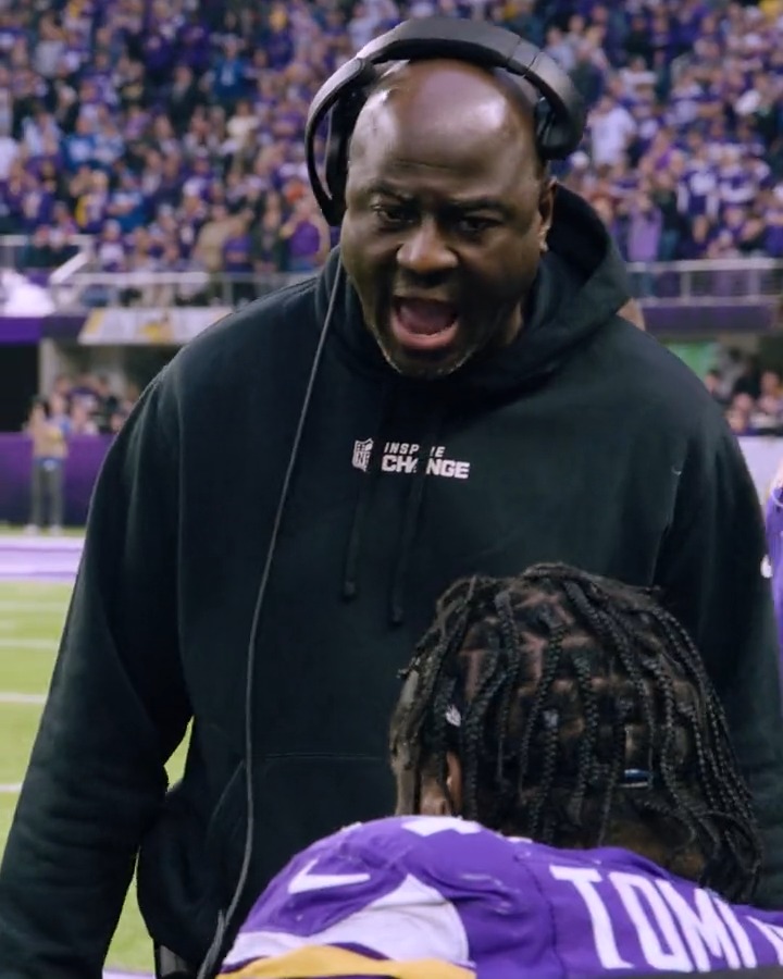 How did the biggest comeback in NFL history happen? One play at a time. 📺: