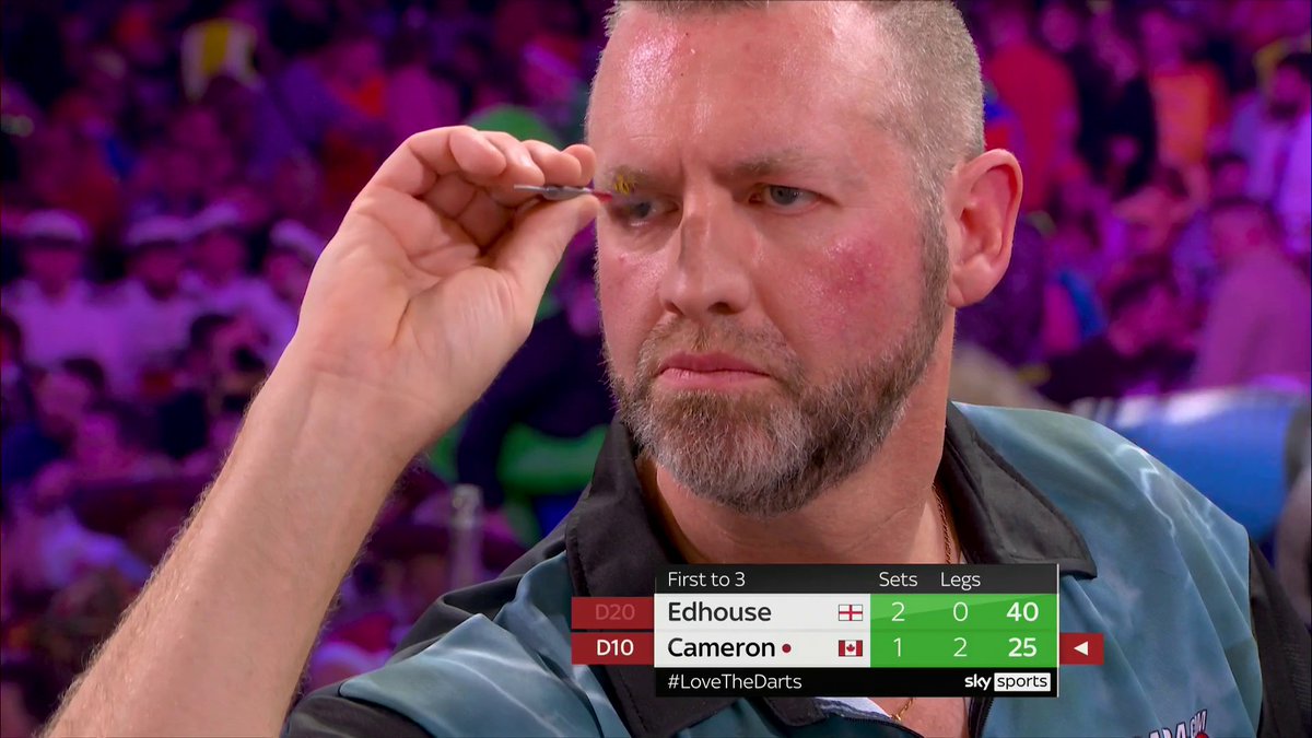 Cameron wins 6 consecutive legs to take it to a decider! 👏