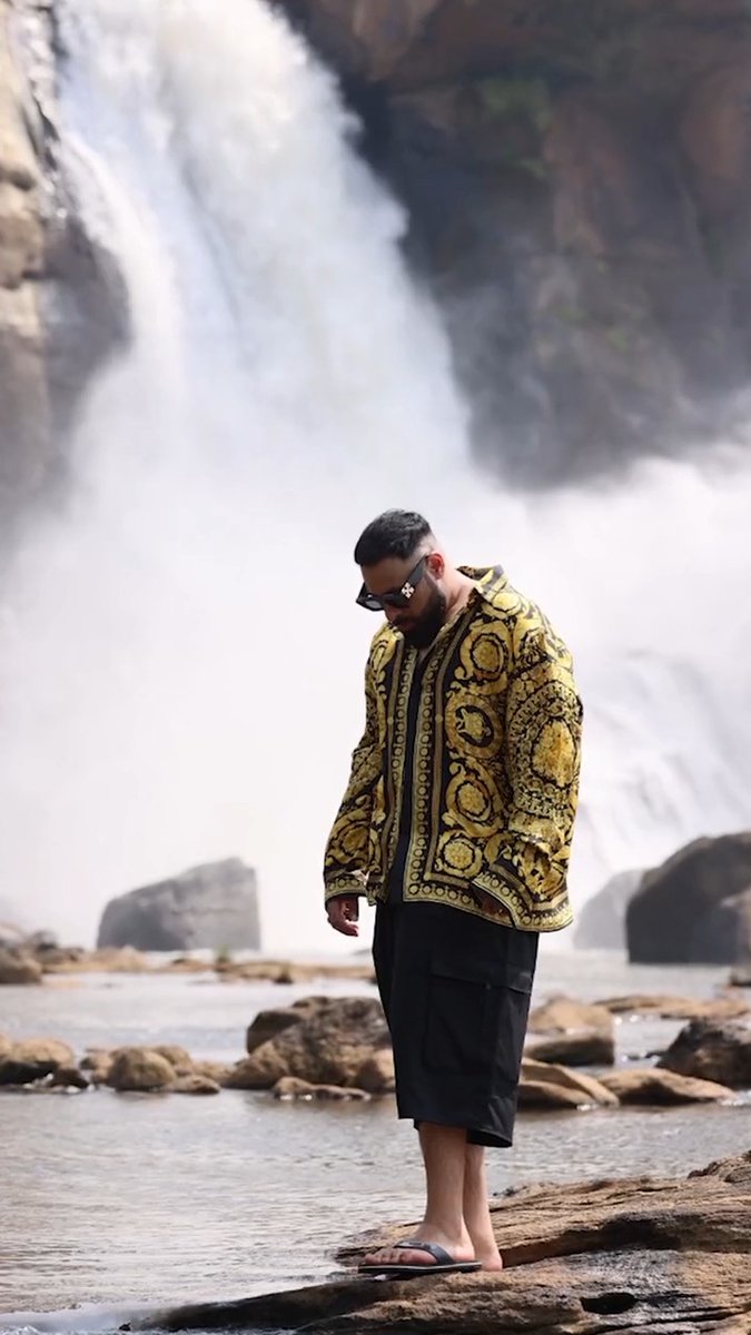 Goodbye to 2022 👋 See rapper BADSHAH’s 2022 recap reel and create your own using his template ✨