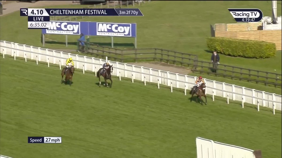 🏅 I still can't believe Patrick Mullins got BILLAWAY up in the Fox Hunters at Cheltenham!! Incredible absolutely incredible.