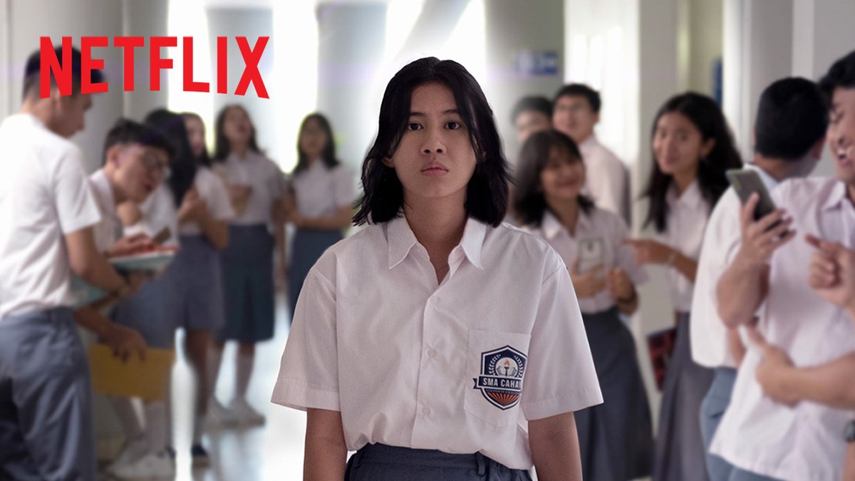 ✨ PENGUMUMAN✨ DEAR DAVID, film karya Lucky Kuswandi yang dibintangi sama Shenina Cinnamon, bakal tayang 9 Februari nanti, hanya di Netflix! Selamat datang di fantasi rahasia Laras!
