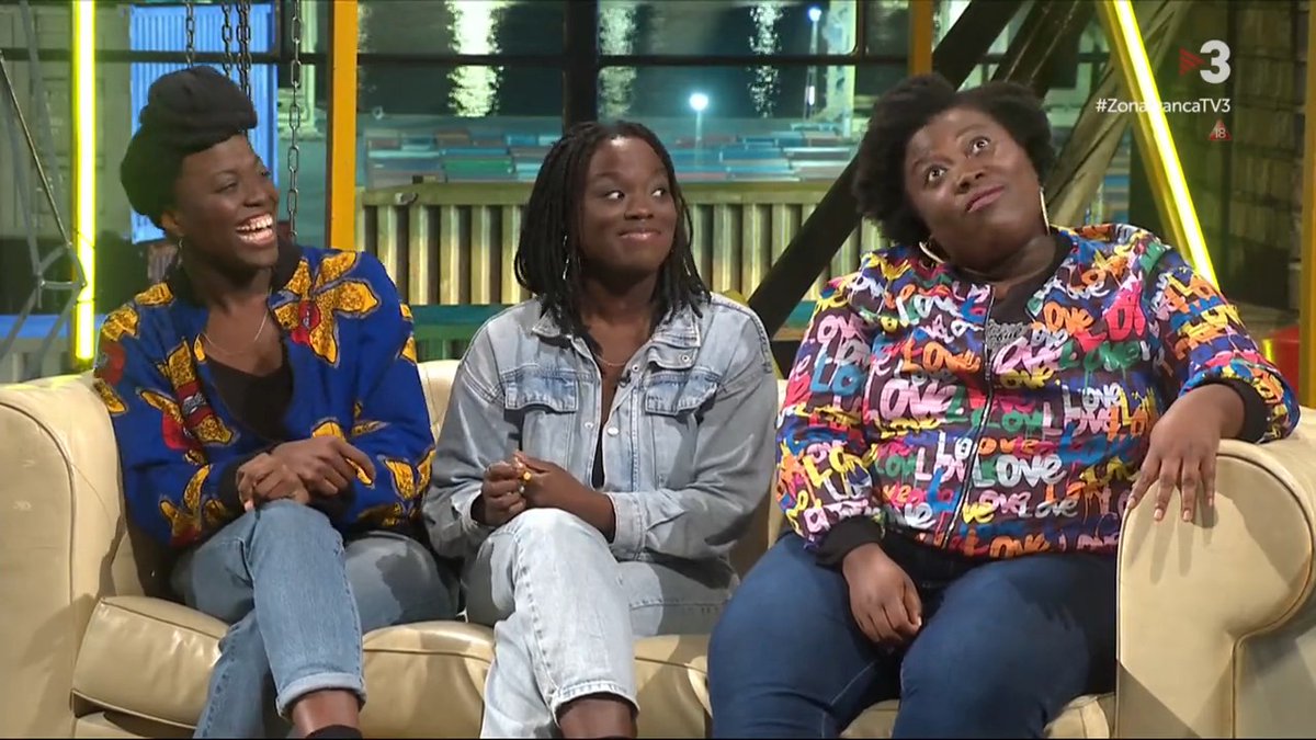 🤔 Això és FALTADA o FLORETA a les @TheSeysisters d'en Joel Díaz? 🎤🎶👩🏾👩🏾👩🏾 ▶️ 🔴