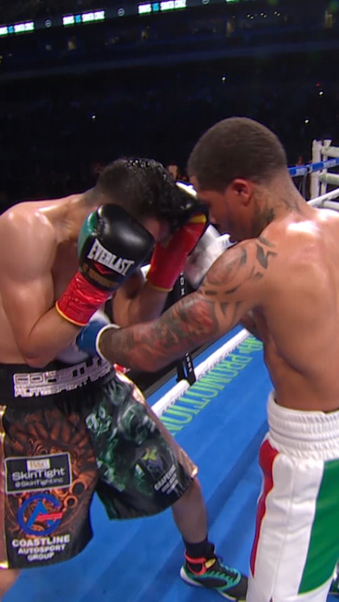 💥🥊 Gervontaa has some SCARY one-punch KO power!