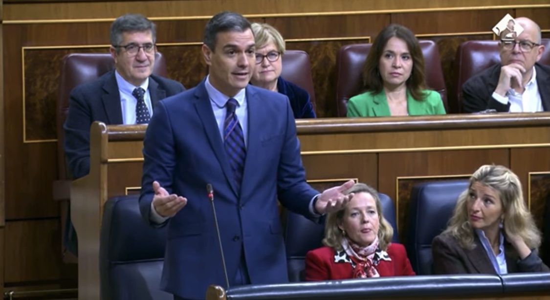 “pero vamos a ver… ¿es que el señor Feijóo fue nombrado presidente de Correos por el señor Aznar por su dilatada experiencia como cartero?” Jajajajjajajajaja empieza fuerte el miércoles.