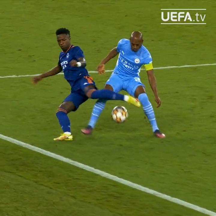 😎 The most beautiful nutmegs of 2021/22 Some of these are too cold 🧊 #UCL