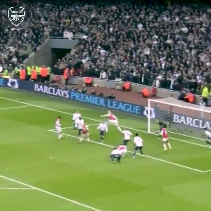 On this day in 2007: Nicklas Bendtner scored the winning goal just SIX SECONDS after coming on as a substitute against Tottenham to keep Arsenal top of the Premier League table at Christmas. #afc