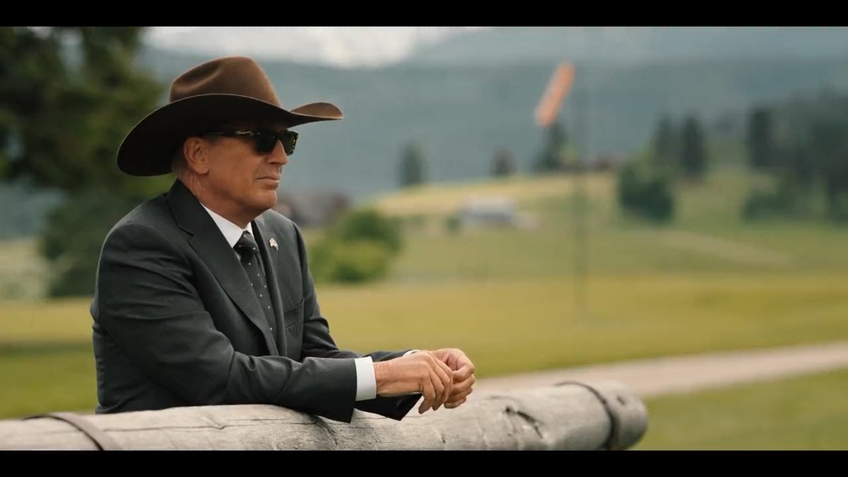 This Christmas enjoy the ultimate #YellowstoneTV gift: A full day of the Duttons on @ParamountNet!
