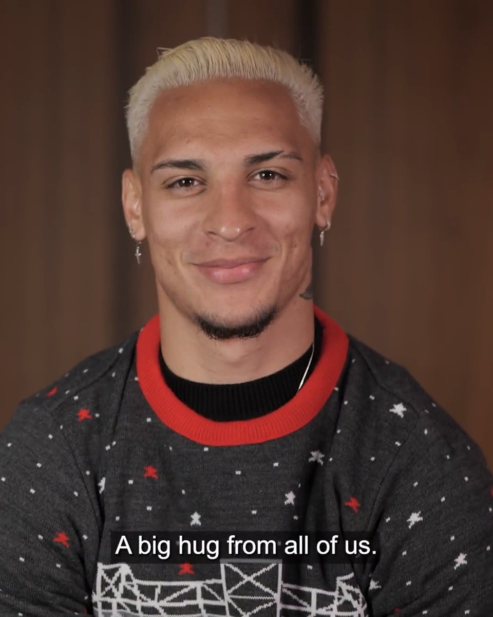 🎄🗣️ "A big hug from all of us" - Antony Santos ❤️ Watch this special #Christmas message from members of the #MUFC men's and women's teams ⭐️ Manchester United | Manchester UnitedWomen 🔴