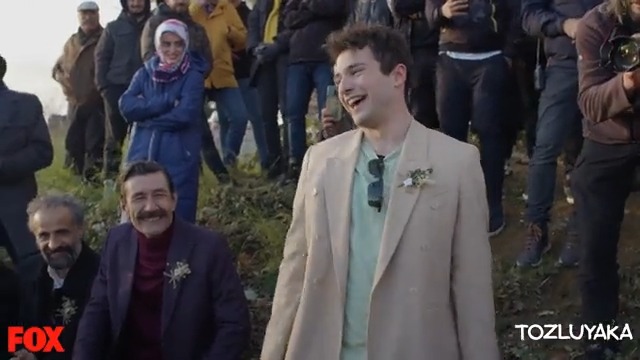 Hikayemizin sonuna geldik. Sevgi ile çıktığımız bu yolda 26 bölüm boyunca bizi yalnız bırakmayan tüm izleyicilerimize çok teşekkür ederiz. @foxturkiye