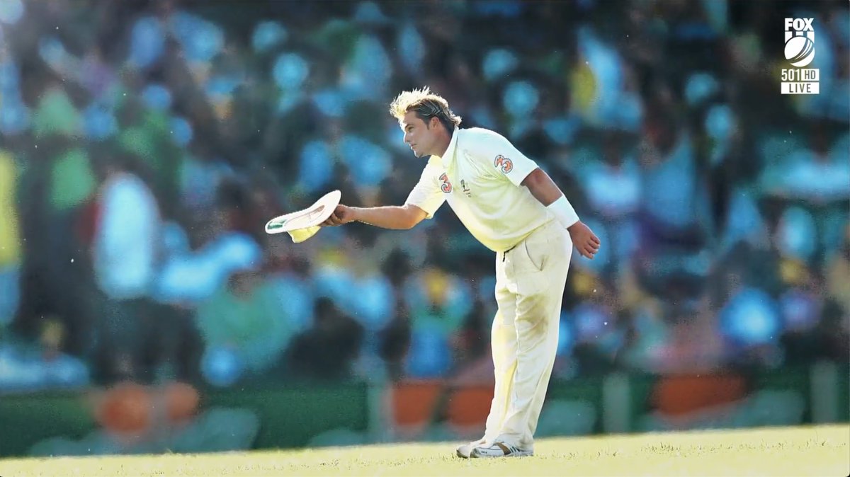 A beautiful tribute to the great Shane Warne to kick off the Boxing Day test. ❤️ FOLLOW LIVE: