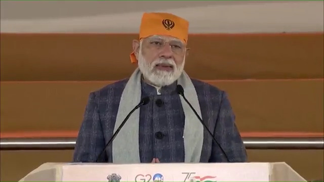 जिस बलिदान को हम पीढ़ियों से याद करते आए हैं, उसे एक राष्ट्र के रूप में नमन करने के लिए एक नई शुरुआत हुई है। वीर बाल दिवस हमें याद दिला रहा है कि देश के स्वाभिमान के लिए सिख परंपरा का बलिदान क्या है। भारत क्या है, भारत की पहचान क्या है!