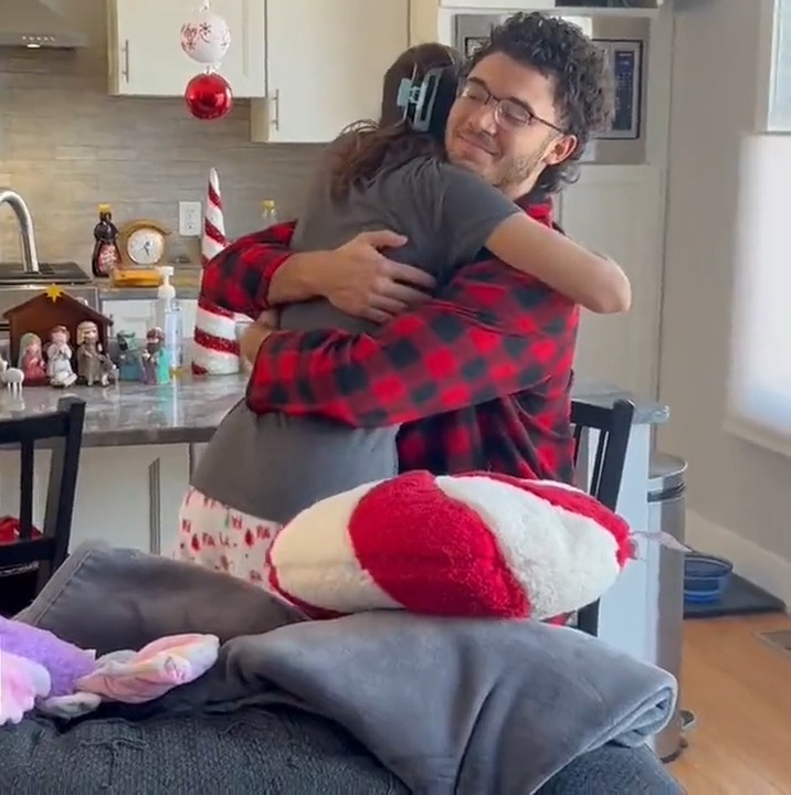 Indiana forward Anthony Leal used his NIL money to pay off his sister's student loans for Christmas ❤️ (via btown@l3alfam)