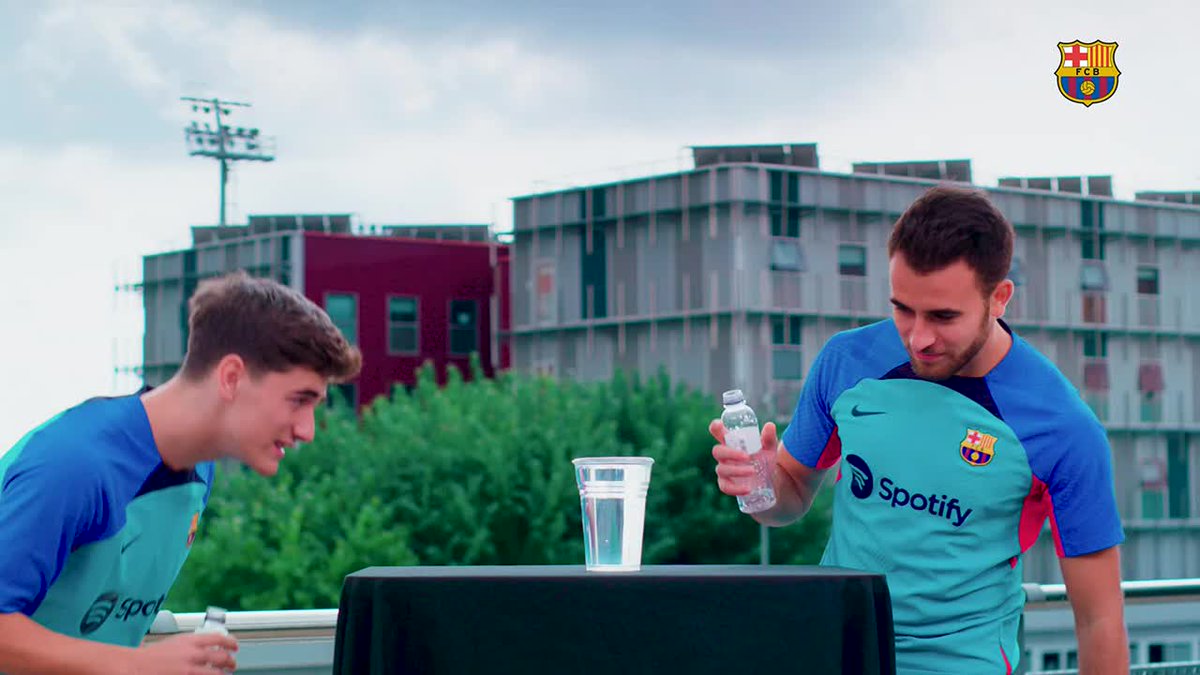 😂💦 𝗪𝗮𝘁𝗲𝗿 𝗖𝘂𝗽 𝗖𝗵𝗮𝗹𝗹𝗲𝗻𝗴𝗲 with Eric Garcia Martret & Gavi Who will get the last drop? 😱