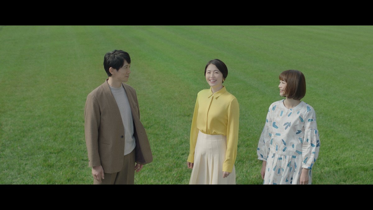 【2023年も #HEROISCOMING.】 #長澤まさみ さん #見上愛 さんと新たに加入した #佐々木蔵之介 さんで、来年も競馬を盛り上げます！ 過去の #HERO馬 の勇姿と未来の #HERO馬 の活躍に思いを馳せ、心躍る様子をご覧ください。 新たにアレンジされた #安室奈美恵 さんの「HERO」も注目！ #JRA #JRAFUN
