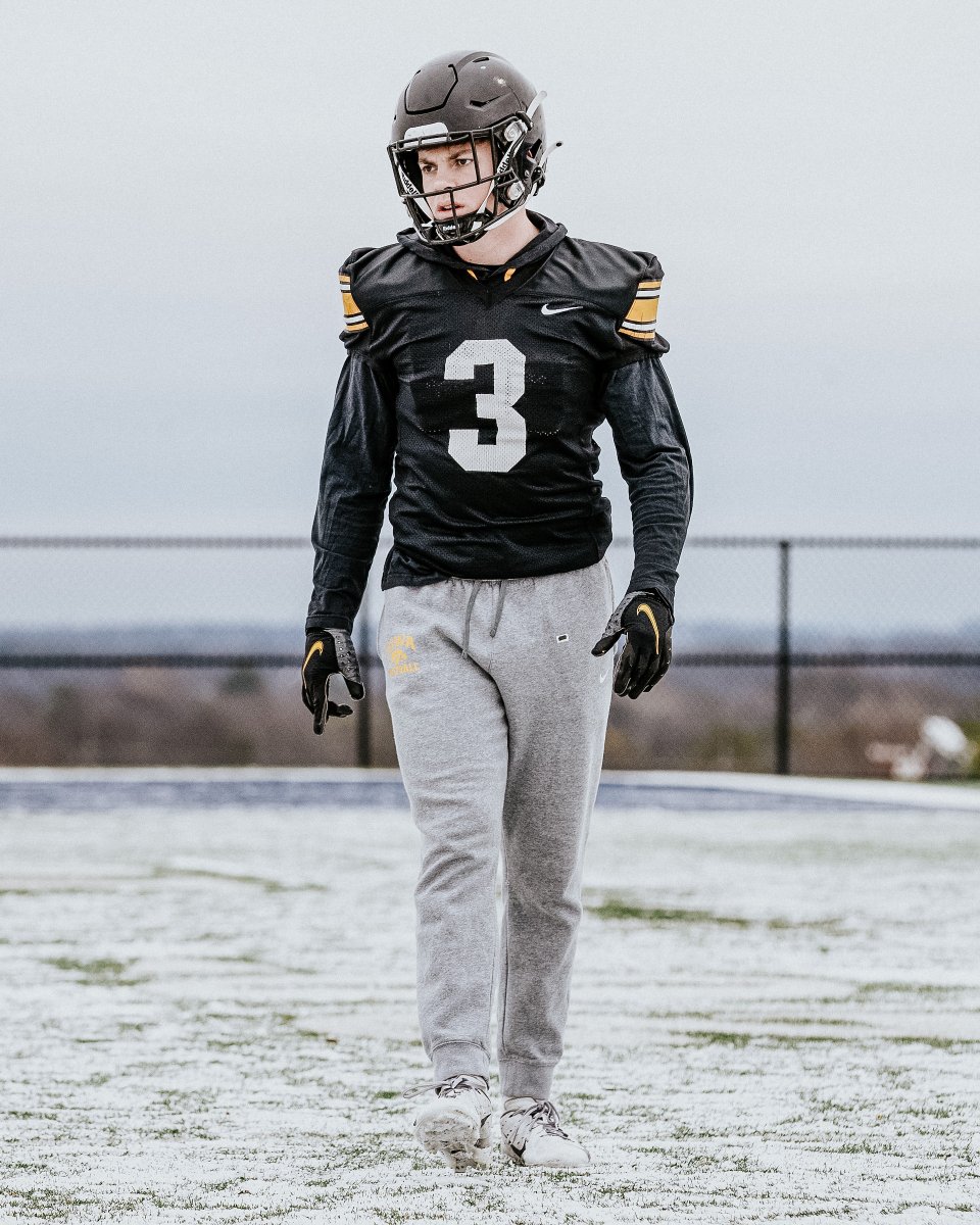 Music City Bowl prep 💪 #Hawkeyes
