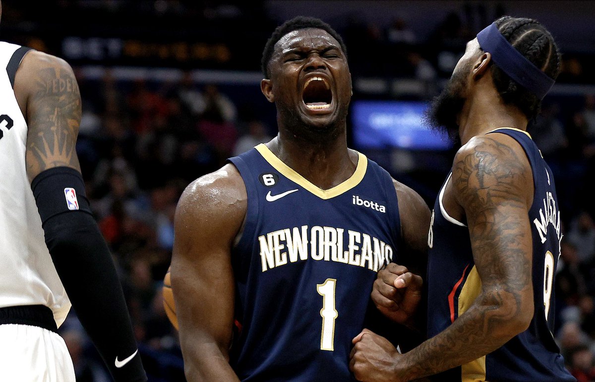 Career-high 43 points for Zion, including the last 14 for the #Pelicans to lead the squad to the W 👏 Playing ̶f̶o̶o̶t̶b̶a̶l̶l̶ basketball at an MVP level 💪