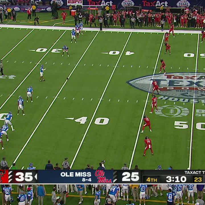 Texas Tech returned the onside kick for a TD 😮