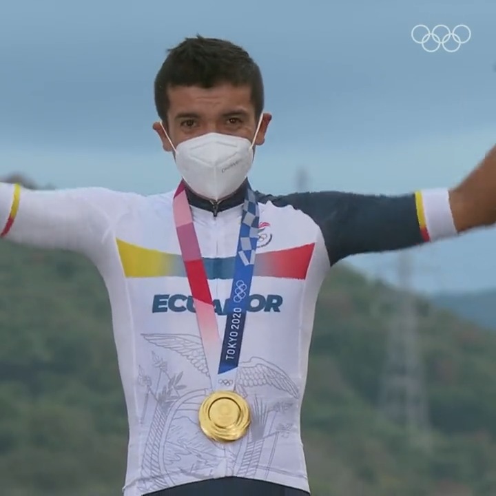 Los videos más vistos de 2022 ⭐️ 3⃣ Un día histórico para Ecuador🥇🇪🇨 Recordamos la medalla de oro de Richard Carapaz en ciclismo de ruta de los #JuegosOlímpicos #Tokyo2020. Comite_Olimpico_Ecu Richard Carapaz M