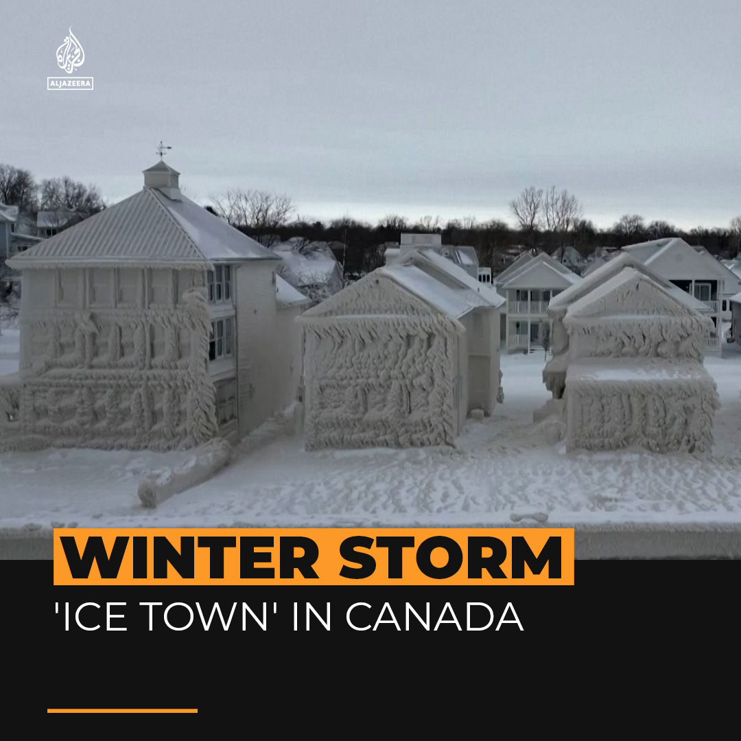 Houses in Canada’s Crystal Beach in Ontario have been covered in ice by the winter storm that has hit North America, creating a miniature ‘ice town’ ⤵️