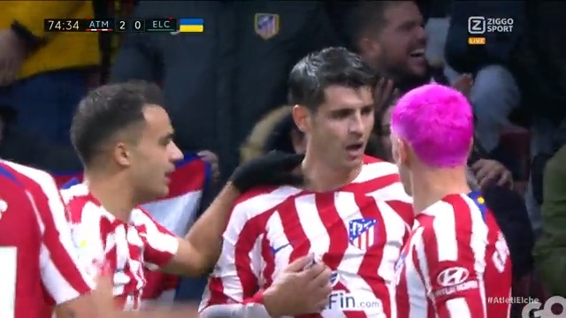 'Huh? Ik heb gescoord?' 👀 Álvaro Morata verdubbelt de voorsprong van Atléti en heeft het zelf niet door! 🤣 #ZiggoSport #LaLiga #AtletiElche