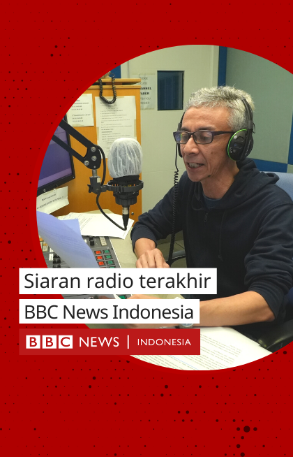 Hari ini adalah momen yang bersejarah dan mengharukan untuk kami di BBC News Indonesia. Jumat, 30 Desember 2022 menjadi hari terakhir siaran radio BBC Indonesia setelah 73 tahun mengudara. Dengarkan siaran terakhir itu di sini: