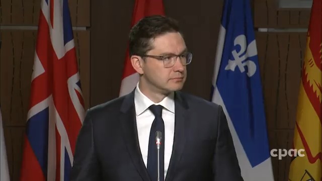 "This is a federal problem. It is the job of Justin Trudeau to bring back stability and service to our airline sector," Conservative Leader Pierre Poilievre tells reporters in Ottawa when asked about ongoing flight delays and cancellations at Canadian airports. #cdnpoli
