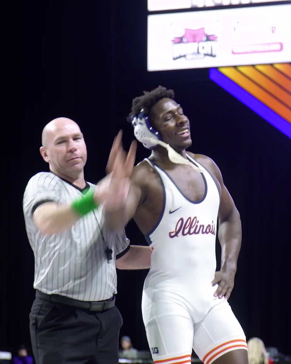 Edmond Ruth stayed tough and captured the #midlands2022 174lb title! 🏆 Illinois Wrestling x Big Ten Wrestling