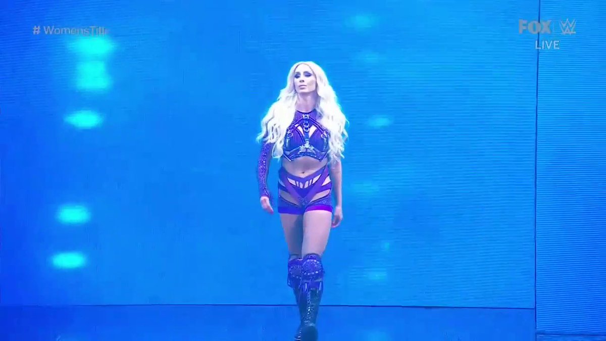CHARLOTTE FLAIR IS BACK! Charlotte Flair #SmackDown