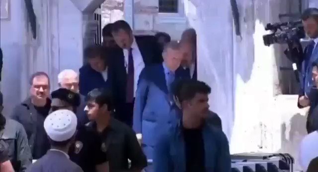 Senin Allah'ına kurban olayım Her defasında sonuna kadar dinlerim bu videoyu