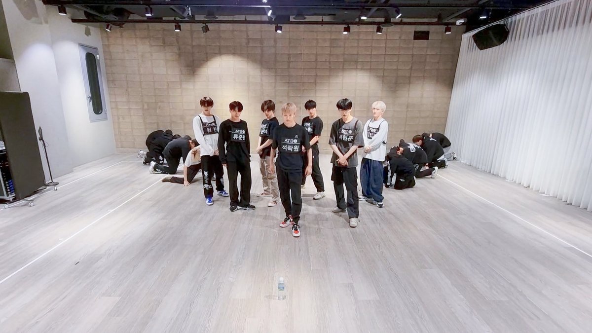 [🎥] [연말정산_2] ATBO(에이티비오) ‘2022 AAA’ CHOREOGRAPHY VIDEO │ Intro + ATTITUDE ➫ #ATBO #에이티비오 #TheBeginning_始作 #ATTITUDE #2022AAA