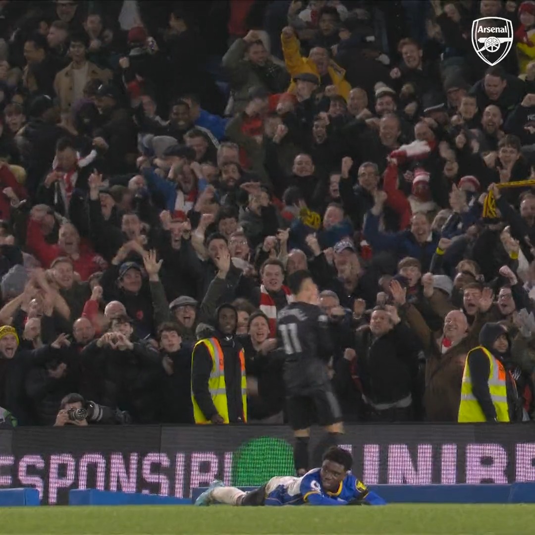 The pass 🪄 The cold finish 🥶 The celebration 🔥 Everything about this move 🤩