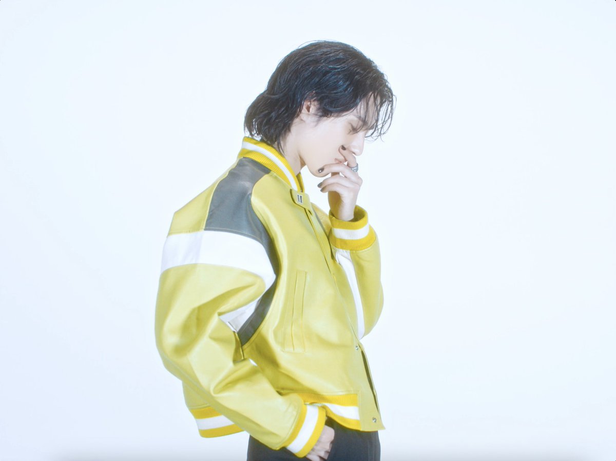 [유겸 (YUGYEOM)] ㅤ 유겸 (YUGYEOM) - ‘Ponytail (Feat. 식케이 (Sik-K))’ ㅤ 유겸 (YUGYEOM)의 ‘Ponytail (Feat. 식케이 (Sik-K))’이 국내외 전 온라인 음원사이트를 통해 발매되었습니다. ㅤ - 김유겸 #유겸 #YUGYEOM 권민식 SIK K #식케이 #SikK #Ponytail #AOMG