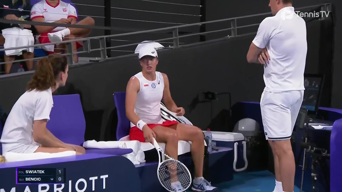 Iga doing Iga things, part 2 😆 Iga Świątek #UnitedCup