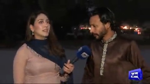 یہ آواز سنیں بس! مزدور کے گانے کا جادو سر چڑھ کر بولنے لگا، اچھے اچھوں کو پیچھے چھوڑ دیا! #DunyaNews #DunyaVideos #Song #NFAK #talent