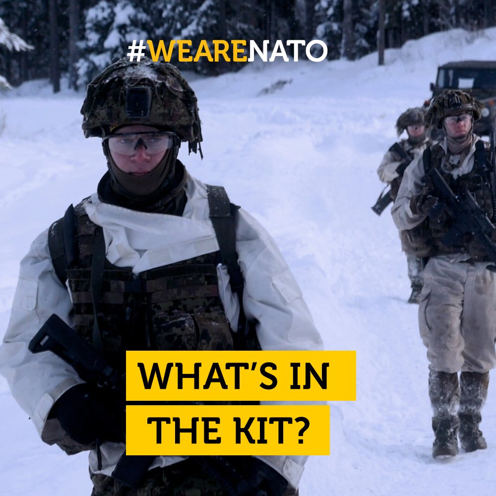 Over 17 items weighing around 45kg. What’s in the kit of an 🇪🇪 Estonian winter soldier? Take a look ⤵️